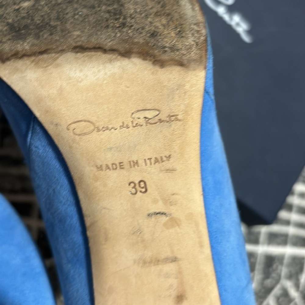 Oscar de la renta blue leather pump - Picture 7 of 16